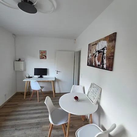 All-In Rhein-Main - Whirlpool, Pool, Sauna, Fitness & Workspace! Appartamento Ginsheim-Gustavsburg